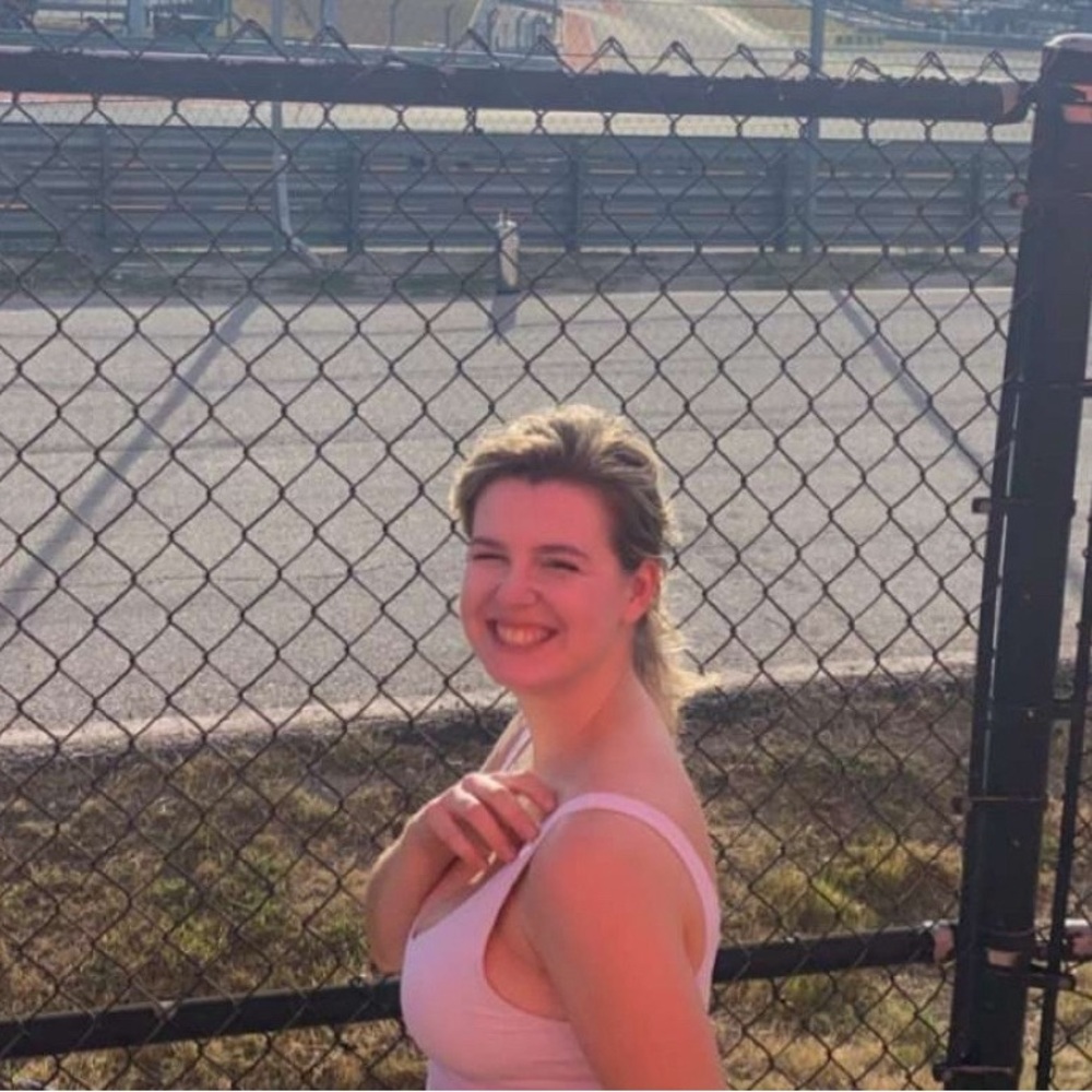 Meet your Posher, Jenni